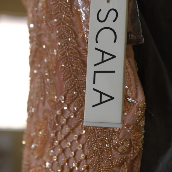 SCALA beaded short sheath dress in new rose size 4 - Picture 5 of 6
